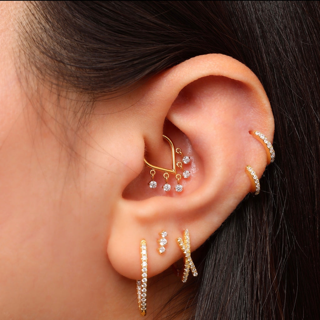 V Oval Earring